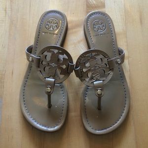Tory Burch Miller Sandal Patent Leather, Nude, size 7